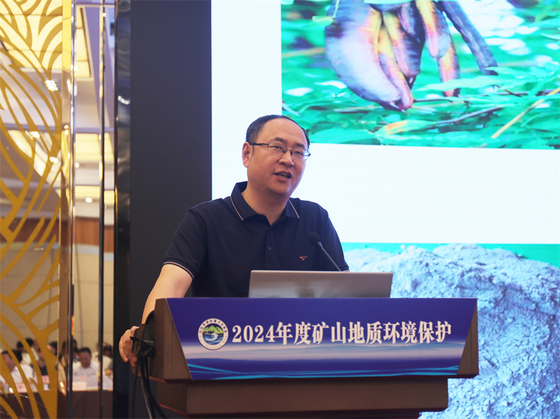9.六盘水师范学院教授 李涛 学术报告.jpg